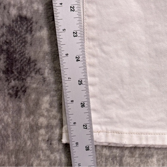 Pilcro Off-White high rise, wide leg jeans, distressed knees, size 27 - Picture 10 of 10